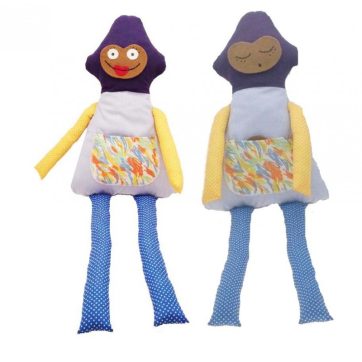 Muñeco de tela azul