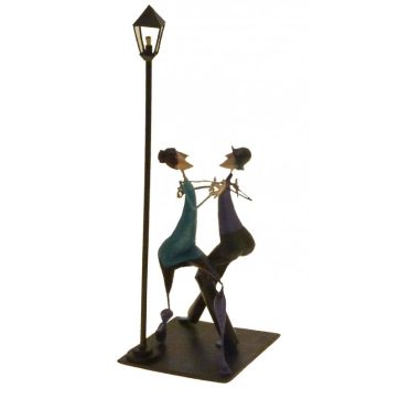 Bailando bajo el farol