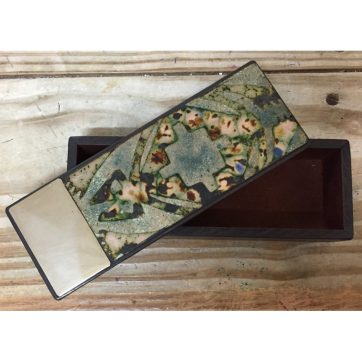 Caja Esmaltada Dios Rana