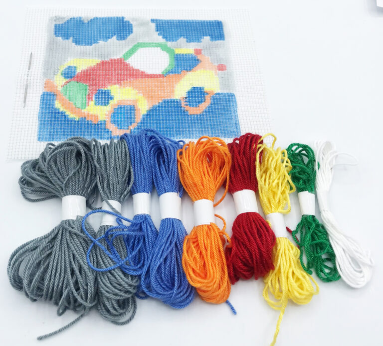 Kit Infantil Coche a Medio Puntode Cruz